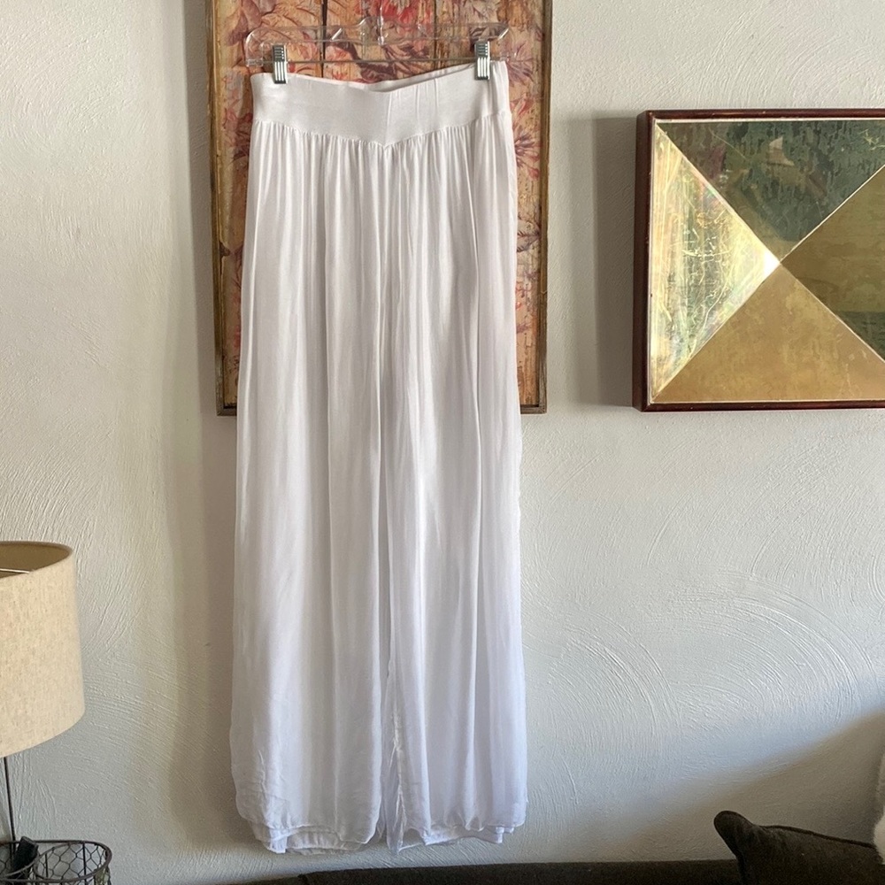 BELLE FRANCE WHITE PANTS ITALY BEACH BOHO VIBES